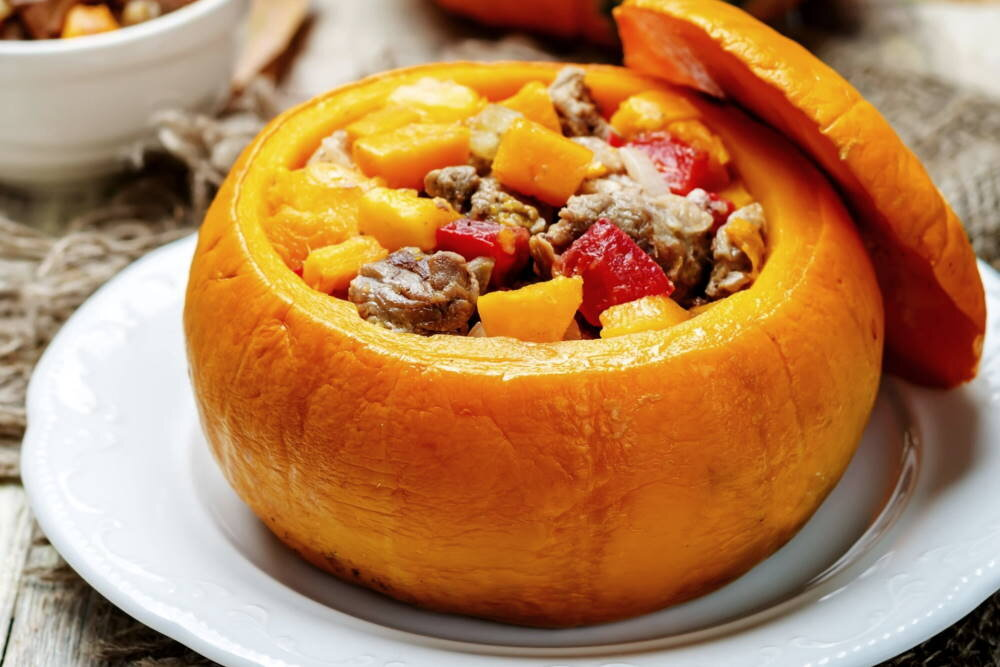 Фаршированная тыква с курицей и овощами: идеальный рецепт для ужина