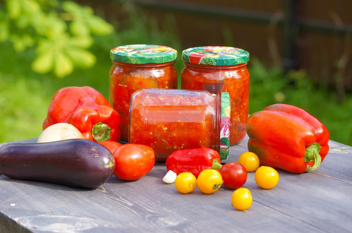 Как приготовить ароматное лечо с баклажанами и болгарским перцем на зиму