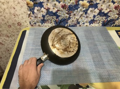 Идеальный способ очистки сковороды без варки: просто и эффективно