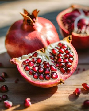 Гранат: Плод здоровья и вкуса, который стоит попробовать