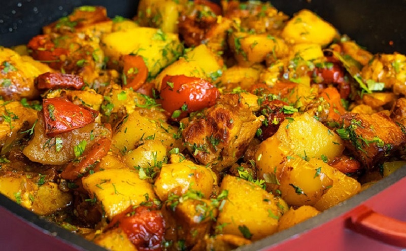 Жаркое по-деревенски: идеальный рецепт для уютных вечеров