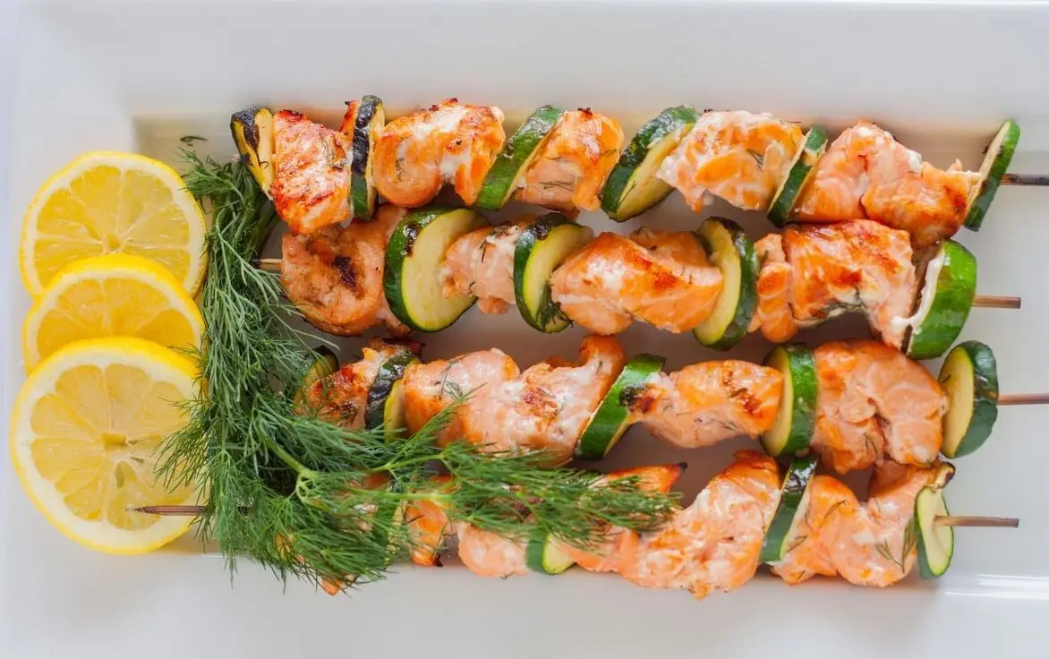 Как приготовить идеальный шашлык из красной рыбы: секреты и советы