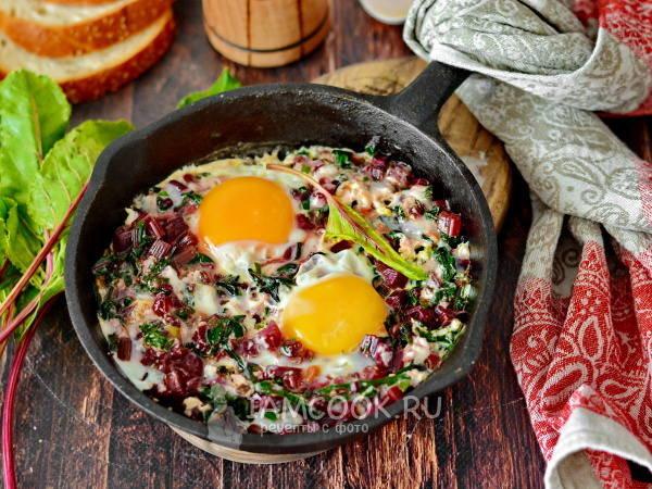 Необычный завтрак с ботвой свеклы за минуты