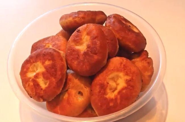 Идеальные беляши на кефире: рецепты, которые не оставят равнодушным