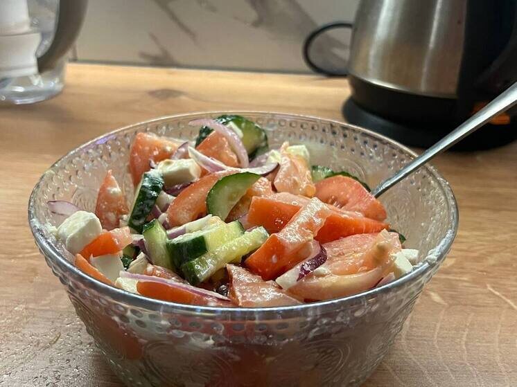 Секреты безопасного употребления новогодних салатов для северян