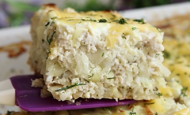Запеканка с куриным фаршем и капустой: как сделать ужин вкусным и простым