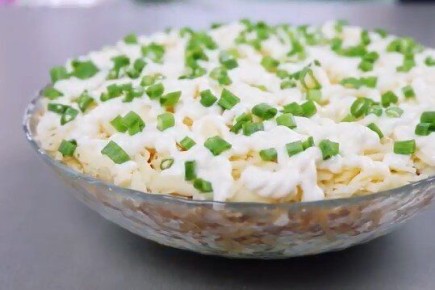 Простой и великолепный салат "Красотка" — готовим быстро и вкусно