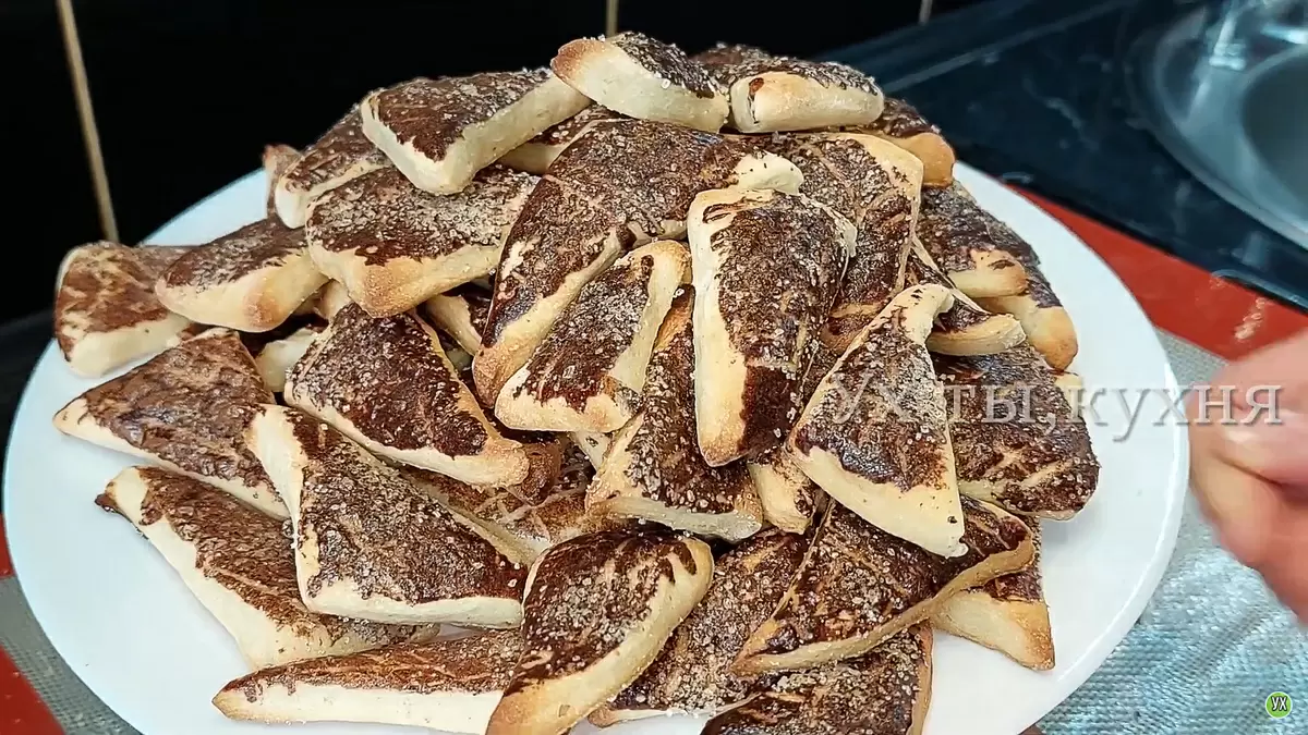 Невероятное постное печенье на рассоле: легко, вкусно и оригинально