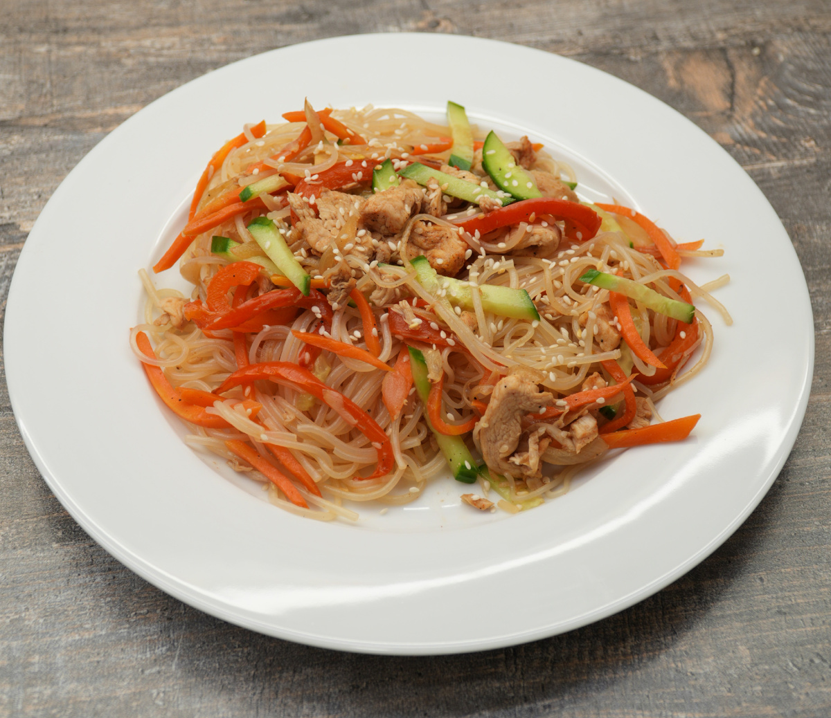 Легкий и вкусный ужин из курицы и фунчозы без хлопот