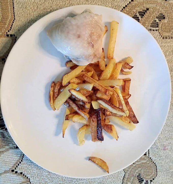 Курица на пару и жареная репа