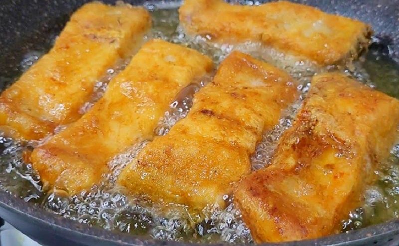 Как жарить рыбу без брызг и стресса: секреты идеальной кухонной мечты