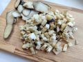 Макароны с баклажанами и зеленым горошком: быстрое и вкусное решение для ужина